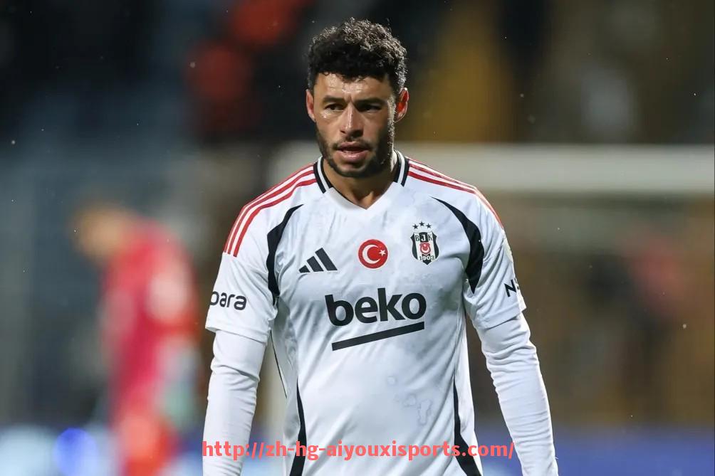 爱游戏体育官网-火箭队2017赛季官方照片发布及球队氛围展示